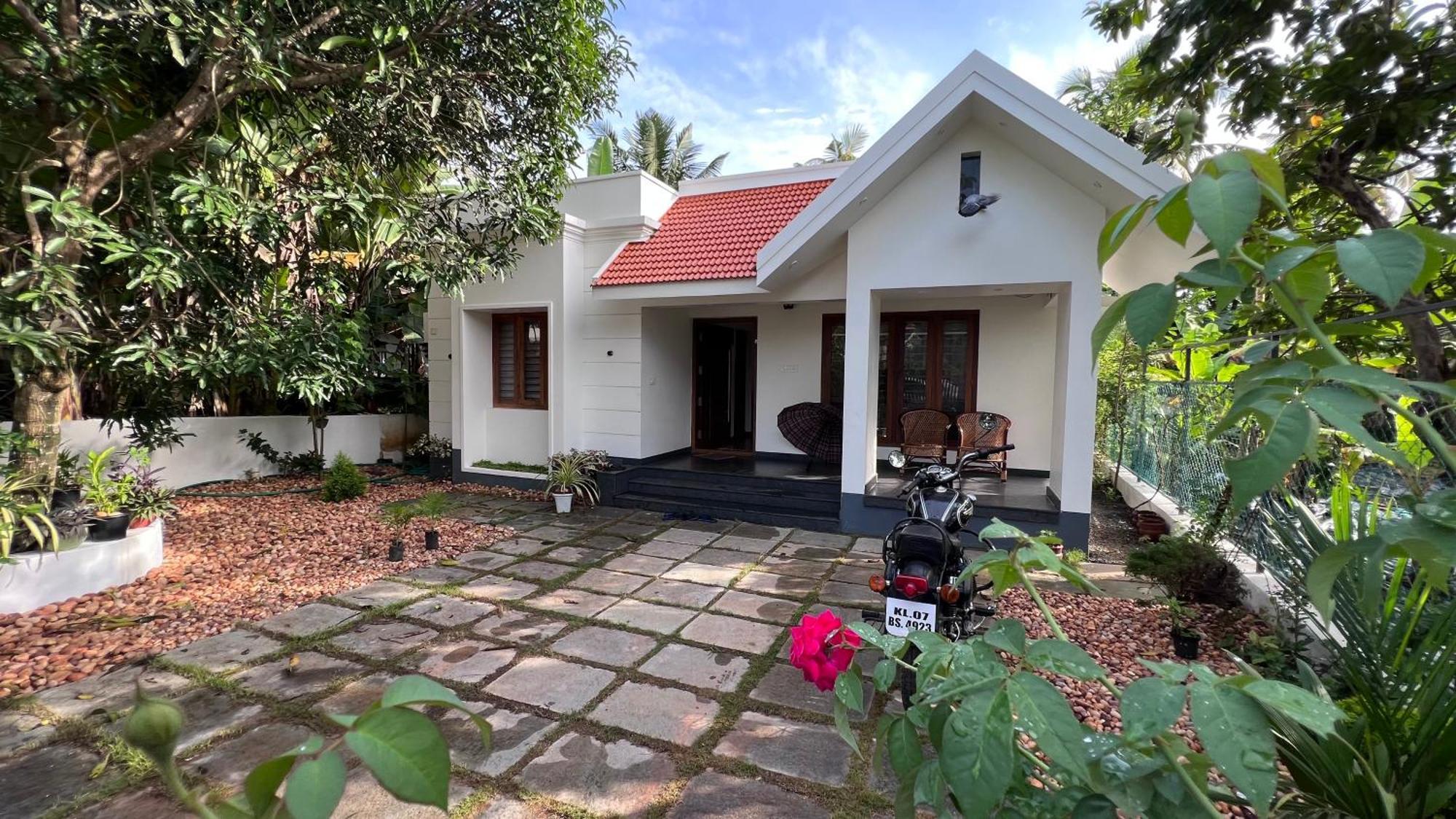 Beautiful Village House With All Facilities. Alappuzha Экстерьер фото